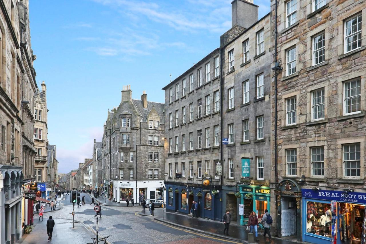 에든버러 Joivy Modern And Airy Flat On The Historic Royal Mile 아파트 외부 사진