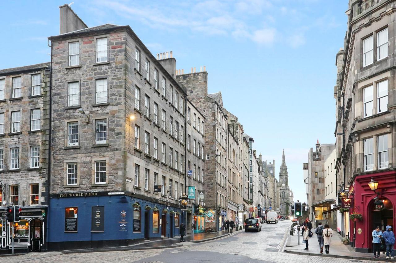 에든버러 Joivy Modern And Airy Flat On The Historic Royal Mile 아파트 외부 사진